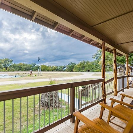 Vineyard Trail Cottages- Adults Only فريدريكسبيرغ الغرفة الصورة