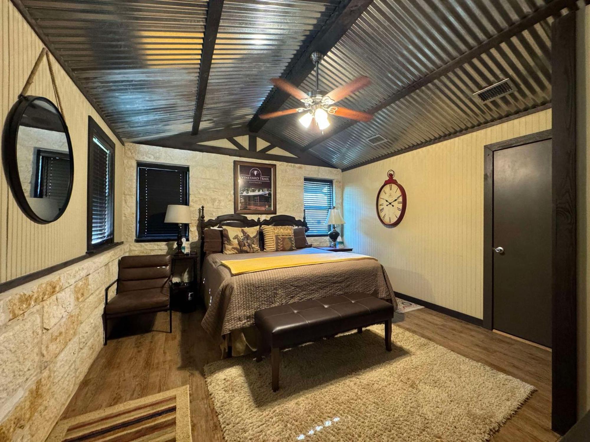 Vineyard Trail Cottages- Adults Only فريدريكسبيرغ المظهر الخارجي الصورة