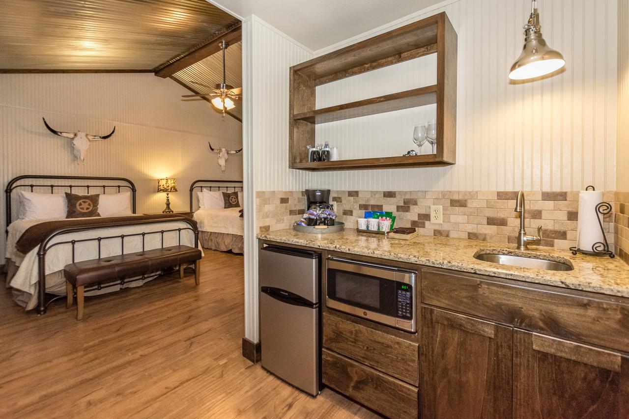 Vineyard Trail Cottages- Adults Only فريدريكسبيرغ الغرفة الصورة