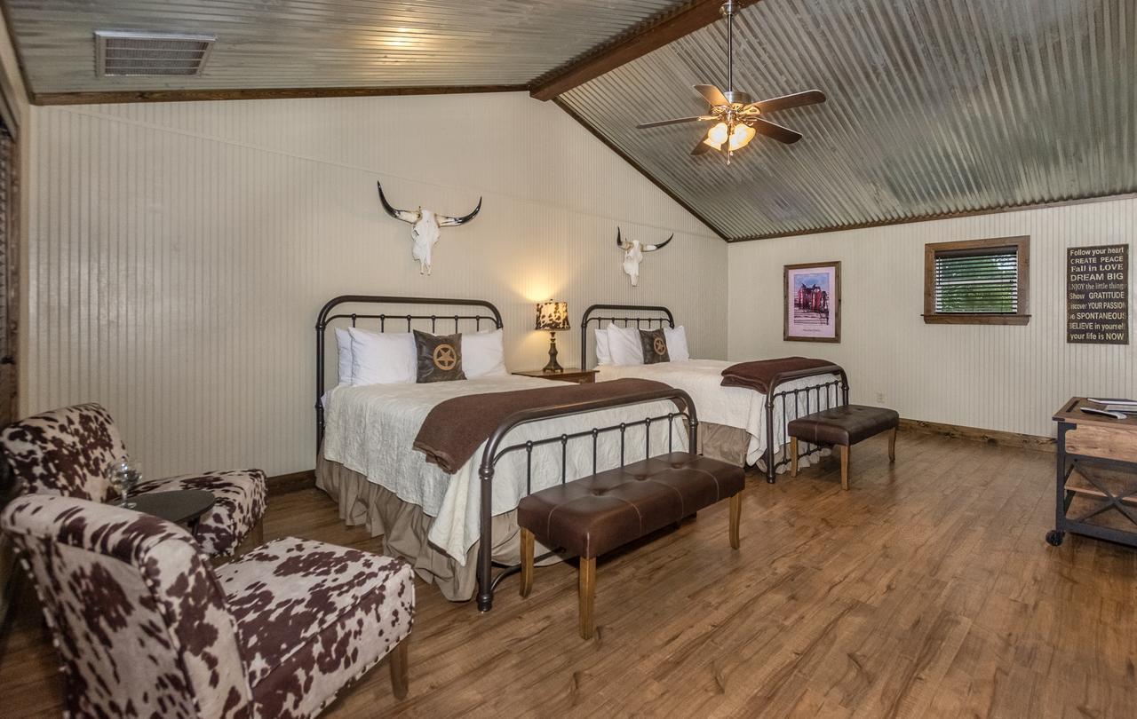 Vineyard Trail Cottages- Adults Only فريدريكسبيرغ الغرفة الصورة