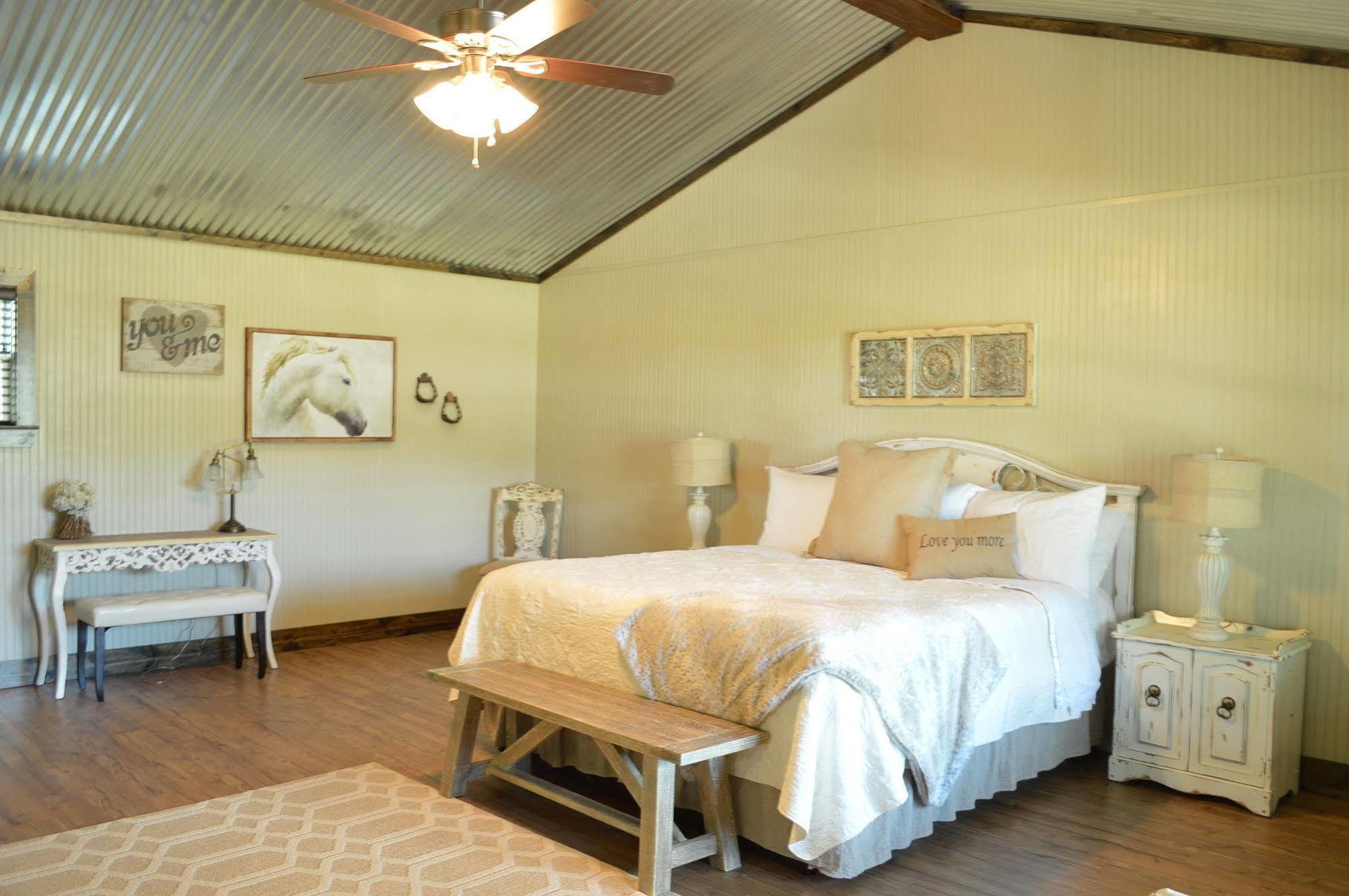 Vineyard Trail Cottages- Adults Only فريدريكسبيرغ المظهر الخارجي الصورة